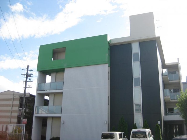 カラー尼崎 施設外観