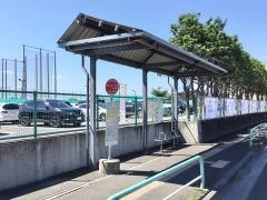 「鶴ケ谷三丁目三高前」バス停留所