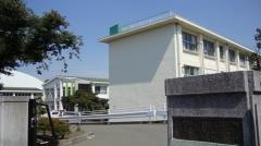 座間市立座間中学校