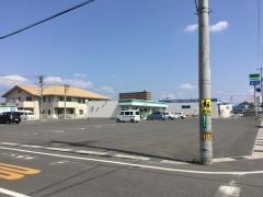 ファミリーマート　多治米二丁目店