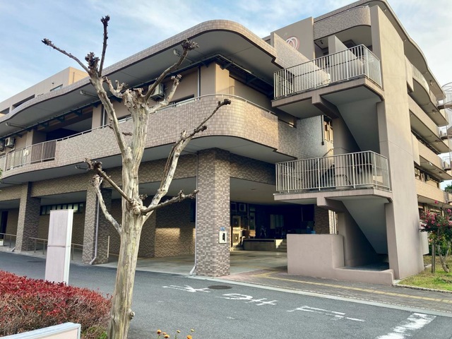 新鶴見ホーム