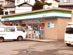 ファミリーマート　春日白水ヶ丘店