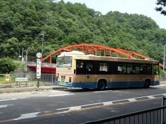 「吉田橋」バス停留所