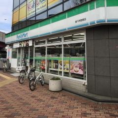 ファミリーマート　高円寺陸橋店