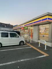 ミニストップ　秦野尾尻店