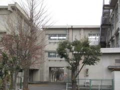 加納西小学校