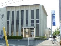 三十三銀行　益生支店
