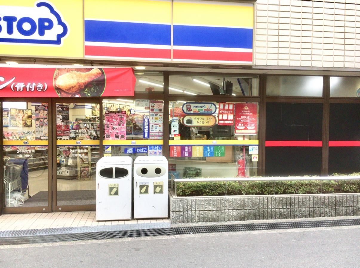コンビニ