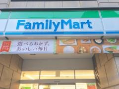 ファミリーマート　銀座三丁目店