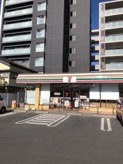 セブンイレブン　甲府武田店