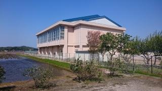 能義小学校