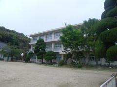 横山小学校