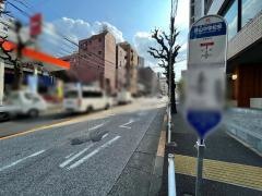 「鉢山中学校東」バス停留所