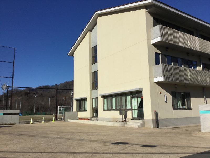 大月東中学校