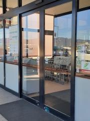 デリシア伊那インター店