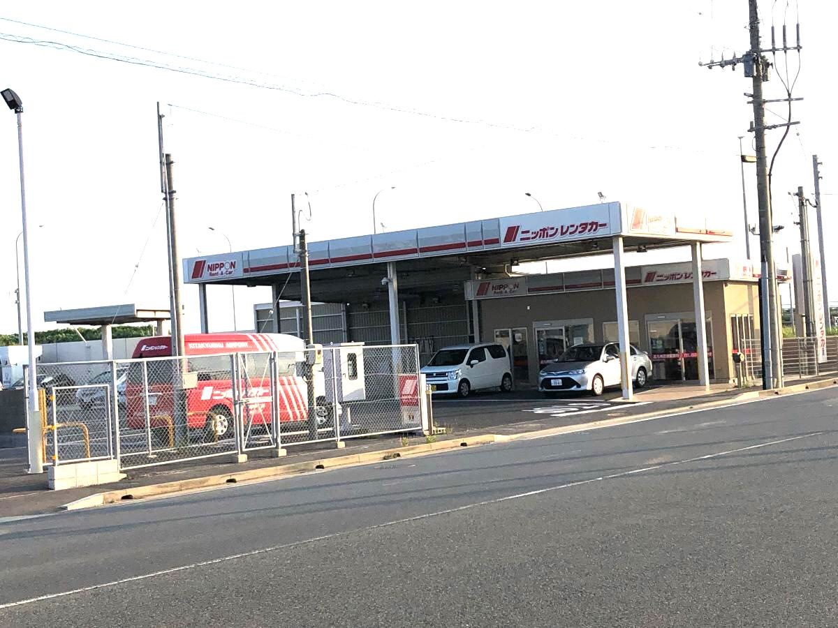 ニッポンレンタカーの北九州空港店の外観です。
