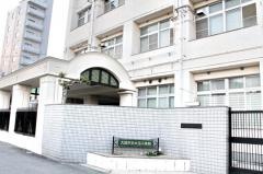 大江小学校