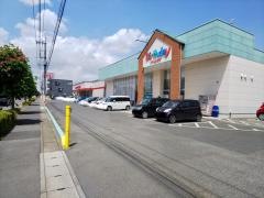 ベビー・子供用品バースデイ城南店