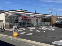 セブンイレブン　豊橋鴨田町店