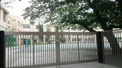 おなづか小学校