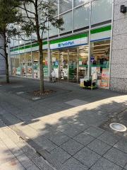 ファミリーマート　仙台二日町店