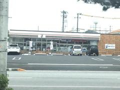 セブンイレブン 沖縄登川2丁目店