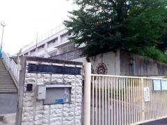 寝屋川市立第十中学校