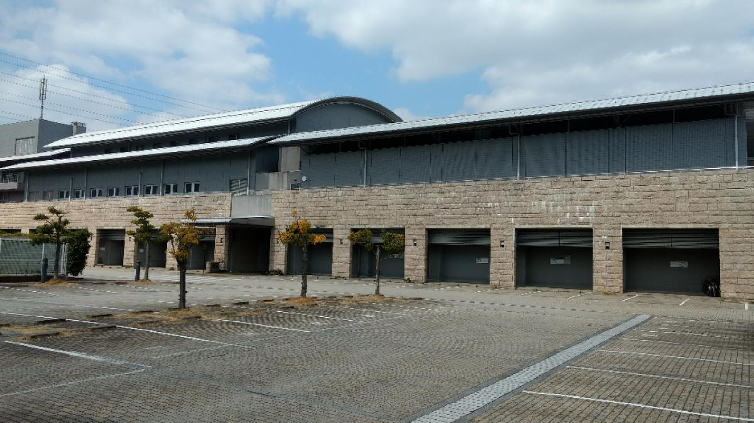 八尾 市立 総合 体育館 ウイング