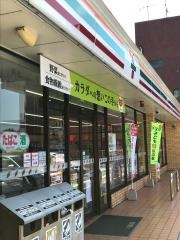 セブンイレブン　宇部松山町店