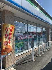 ファミリーマート　シーガルドーム前店