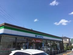 ファミリーマート　鶴ヶ島藤金店