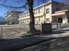 山郷小学校