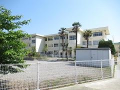 高田小学校