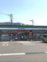 ファミリーマート　太宰府水城店