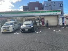ファミリーマート　小倉モノレール守恒店