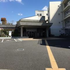 梅丘中学校温水プール
