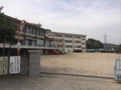 菅生小学校