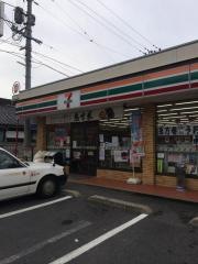 セブンイレブン　東本浦店