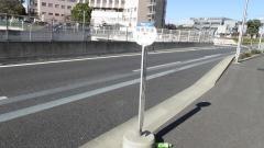 「敬愛学園」バス停留所