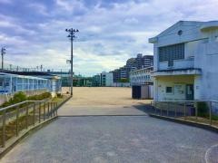 楽々園小学校