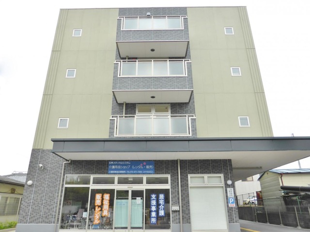 医療法人社団医聖会　サービス付き高齢者向け住宅　テレザートさくら 施設外観