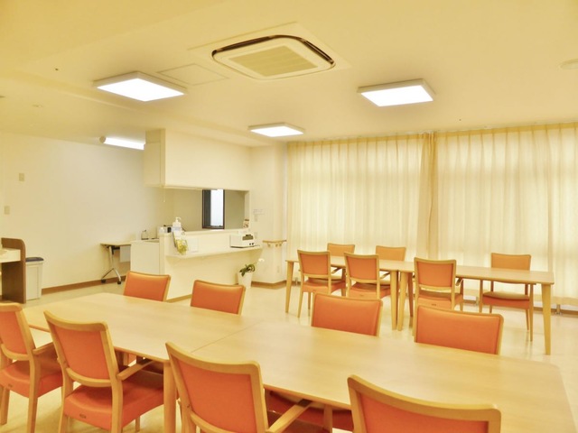 医療法人社団医聖会　サービス付き高齢者向け住宅　テレザートさくら 内観（中の様子）