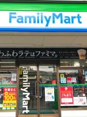 ファミリーマート　みなかみ湯原店