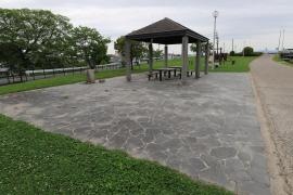 日名橋河川緑地