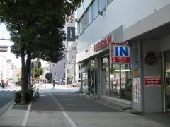 日産プリンス大阪福島店