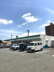 ファミリーマート　飯塚花瀬店