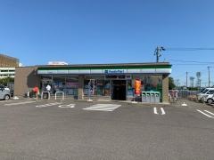 ファミリーマート　一宮黒田店