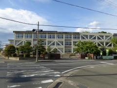 伊佐見小学校