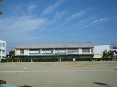 下地小学校