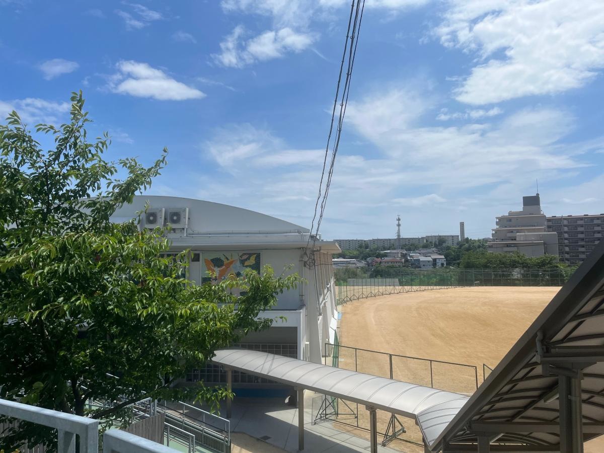 グランド